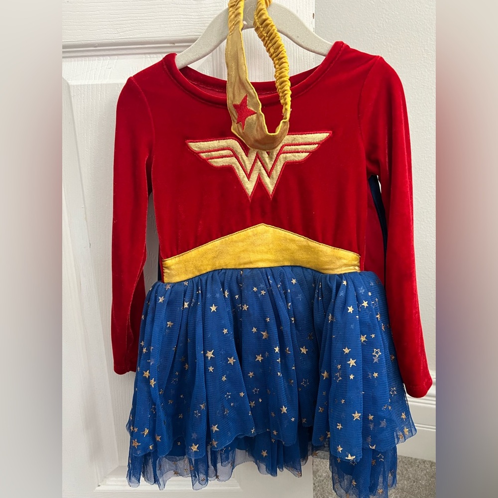 Toddler Wonder Woman costume size 3